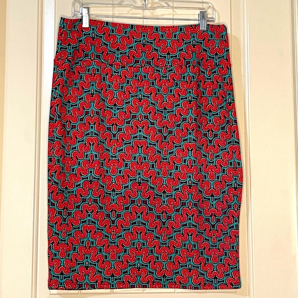 Patterned Pencil Skirt
